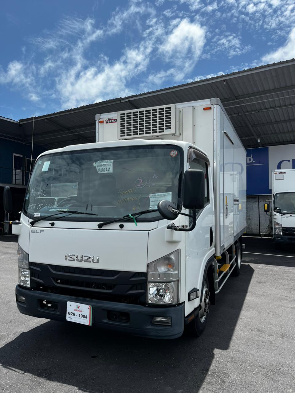 Isuzu TRG-NPR85AN ELF